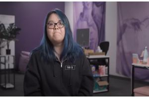 高达三百美金的生意，这位美甲艺术家让TikTok用户差点崩溃