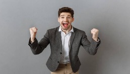 一年狂销近50亿！又一跨境公司上市成功