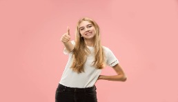 她靠一张“假图”，春季大促日销破千！